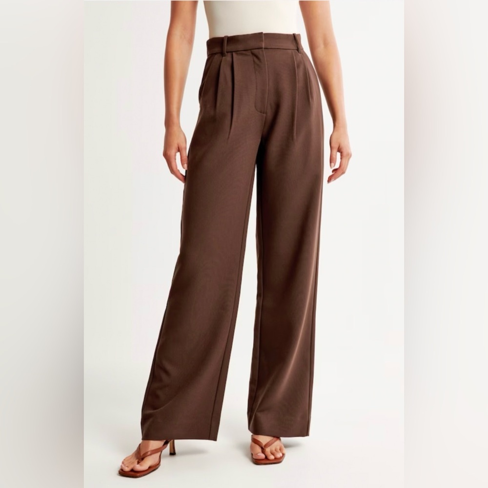 Abercrombie & Fitch Sloane Wide Leg, Chocolate Trousers in 26/2 short